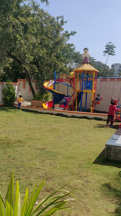 Ladiwal Palnaghar ( Day Care Center) लडिवाळ पाळणाघर