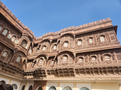 Life Line Tours & Travels Pvt.Ltd