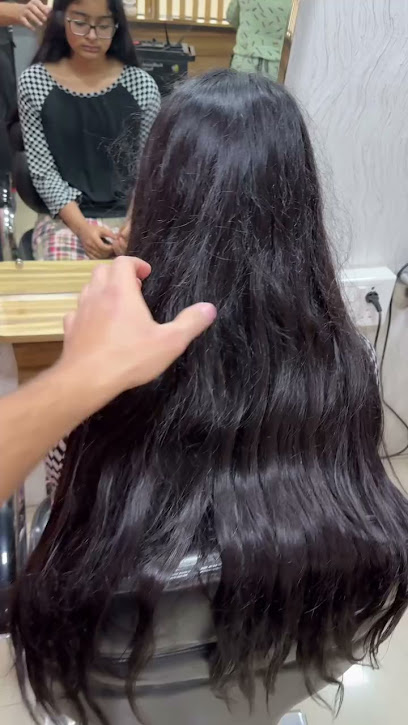 Romas Salon [Sinhagad Road] [Pune]